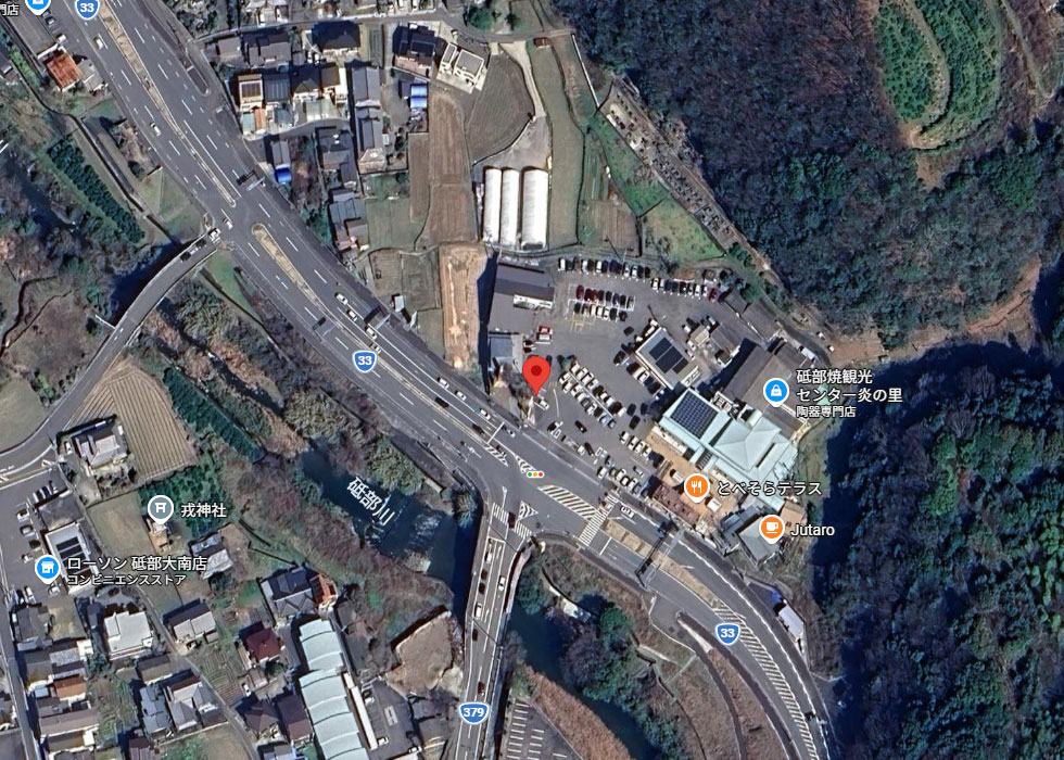 航空写真（近景）／赤ピン＝設置予定地
