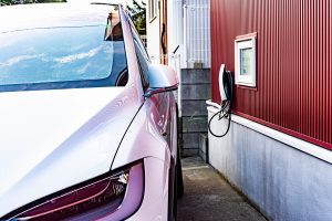 電気自動車と家庭用充電設備